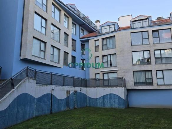 Apartment for sale on Avenida Mugardos, Ares