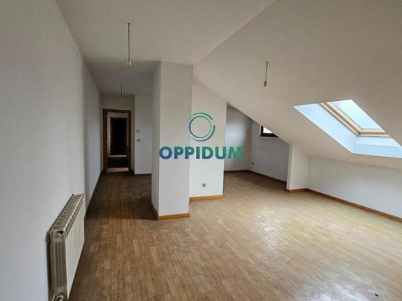Penthouse for sale in San Lorenzo, 15, Val do Dubra