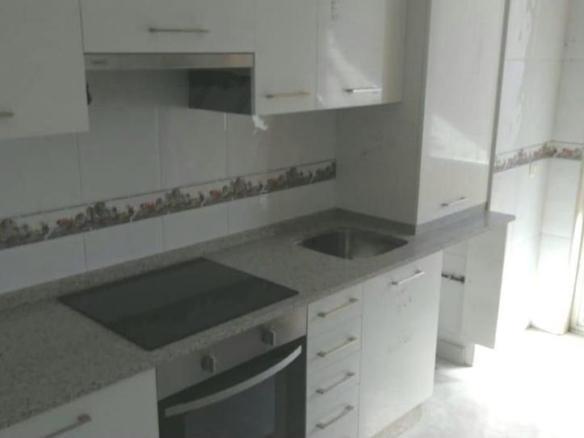 Apartment for sale on Avenida Rosalia Castro, O Milladoiro