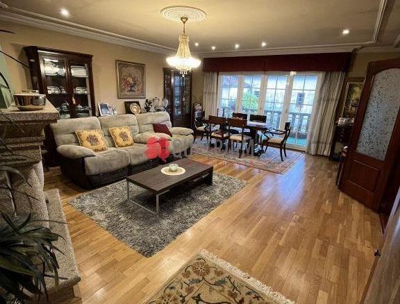 House or villa for sale in Rúa de Muros, Parishes of Santiago