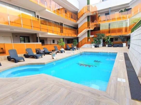 Apartment for sale on Calle Manuel Galian -j, Avenida Habaneras – Curva de Palangre