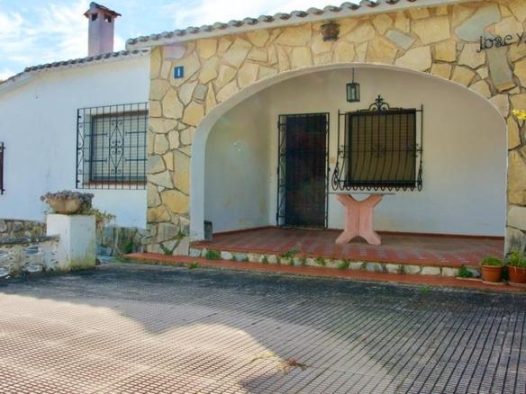 House or villa for sale in the city center