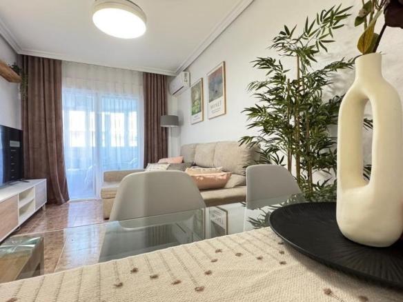 Penthouse for sale on Avenida Diego Ramirez Pastor, Antonio Machado
