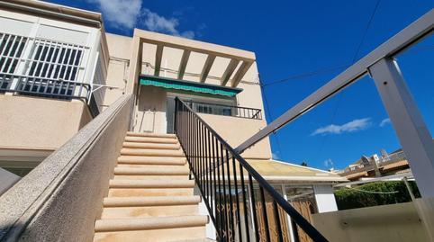 House or villa for sale on Rhabindranath Tagore Street, Los Frutales area