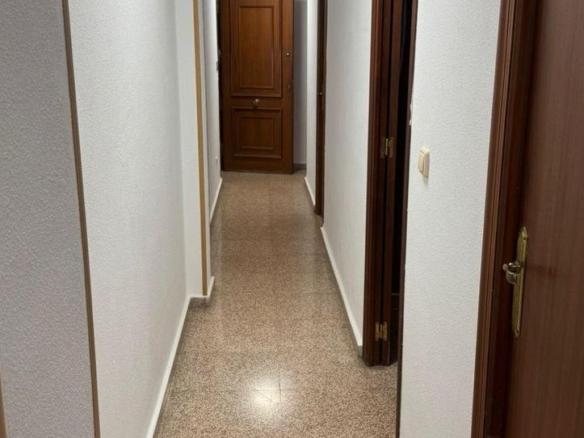 Apartment for sale in Playa Levante