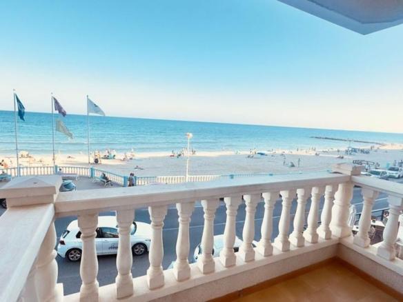 Apartment for sale at Mariano Ruiz Canovas, 31, Playa de los Locos area