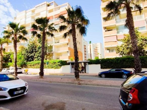 Apartment for sale on Avenida Puerto del, Puerto Deportivo