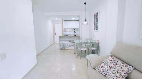 Apartment for sale on Calle Rodrigo de Triana, Pueblo