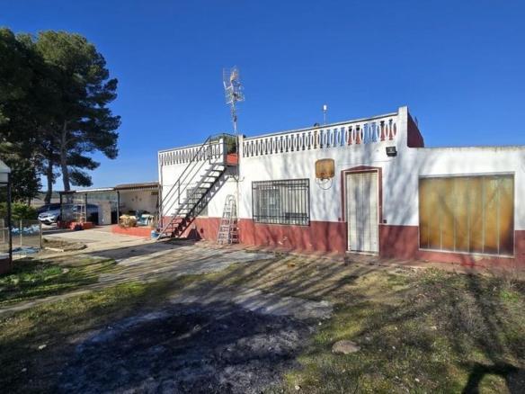 House or villa for sale in Cabanes and Las Fuentes