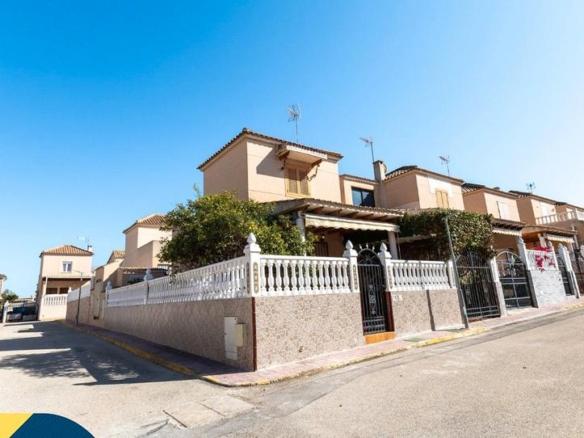 House or villa for sale in Los Balcones – Los Altos