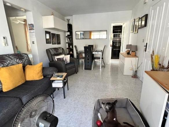 House or villa for sale in the Carrefour area – Urbanizations