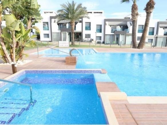 House or villa for sale on Calle Turquesa, 1, La Zenia