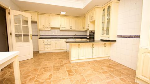 Apartment for sale on Calle Ramon Gallud, Centro – Muelle Pesquero