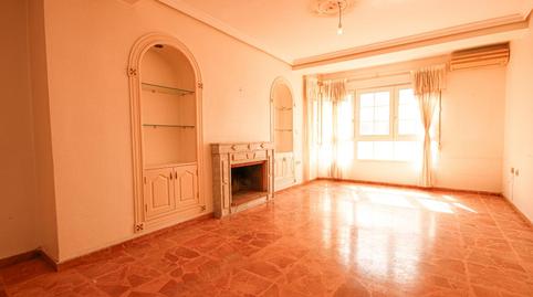 Apartment for sale on Calle Ramon Gallud, Centro – Muelle Pesquero