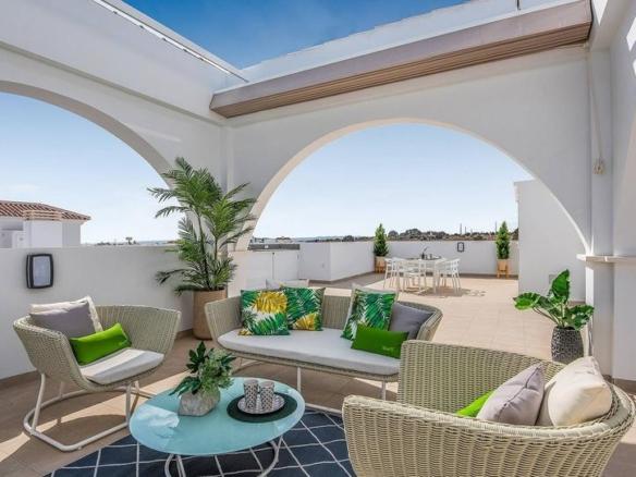 Penthouse for sale on Salvador García Aguilar Street, Rojales