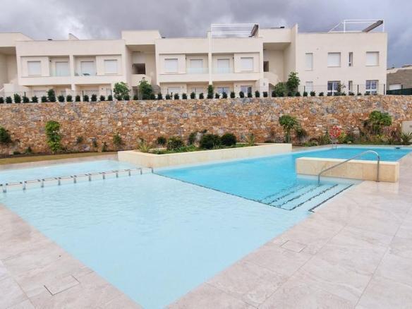 House or villa for sale on Avenida Antonio Pedrera Soler, -1, Algorfa