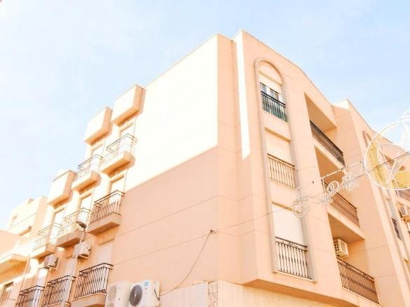 Apartment for sale on Calle Pravia, 5, Pabellón – Estación – El Corte Inglés