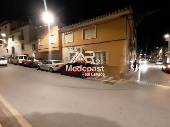 Townhouse for sale in Romero, Cantoria
