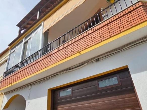 House or villa for sale in Jardines, 7, Fondón