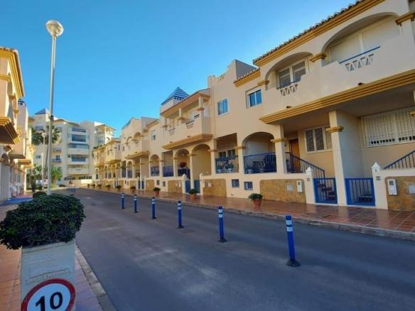 Apartment for sale in Almerimar