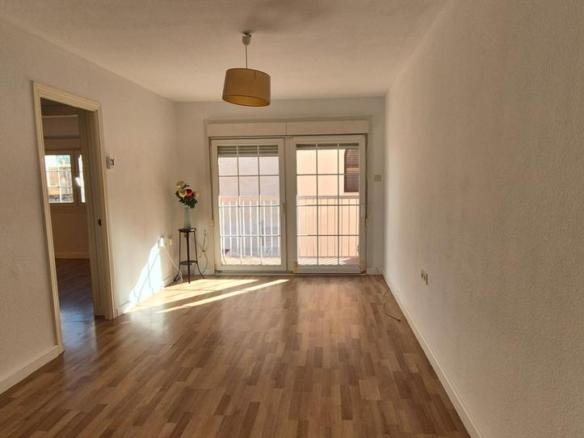 Apartment for sale on Gerona Street, City Center