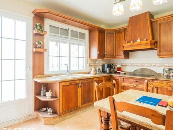 House or villa for sale on Calle Pluton, 10, Pechina