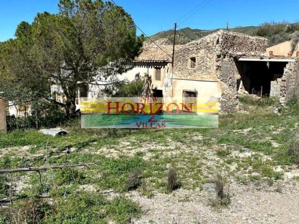 Rustic property for sale in Venta Mateo, Arboleas