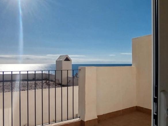 Penthouse for sale on Avenida Garrucha, 96, Carboneras