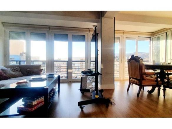 Apartment for sale at Paseo Almería, 11, Centro