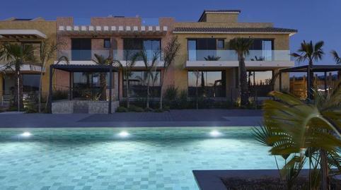 Townhouse for sale in Desert Spring Golf