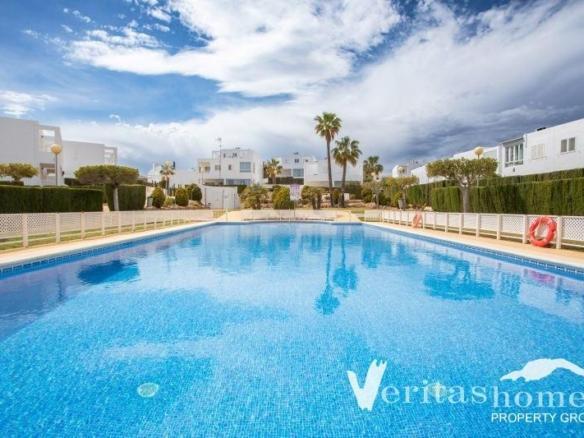 Townhouse for sale in El Palmeral