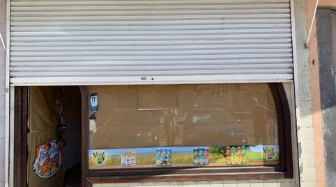 Commercial premises for sale on Calle Santiago, Santa Catalina – Ferial