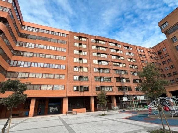Apartment for sale on Paseo Regino Sainz de la Maza, Villa Pilar