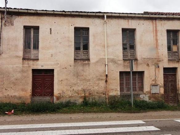 House or villa for sale in Dehesilla, 17, Palacios de la Sierra