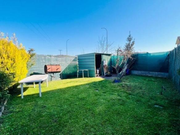 Townhouse for sale in Abedul, Villafría – La Ventilla – Castañares