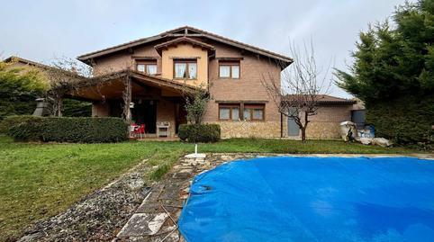 House or villa for sale on Calle San Lorenzo, Revillarruz