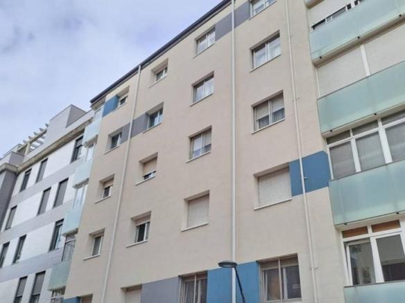 Apartment for sale on Calle Enrique III, San Pedro de la Fuente