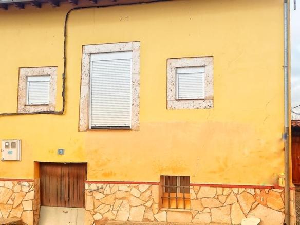 House or villa for sale on Calle Alamo, 5, Oquillas