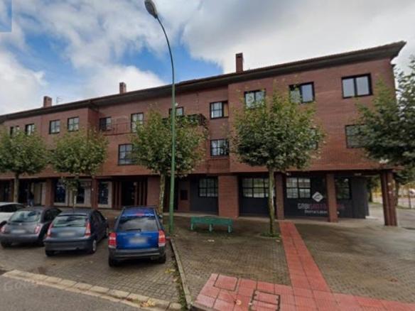 Duplex for sale in Illera