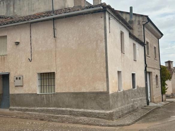 House or villa for sale in Ciadoncha