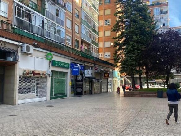 Commercial premises for sale on Calle de Barcelona, ​​Gamonal – San Bruno – G9