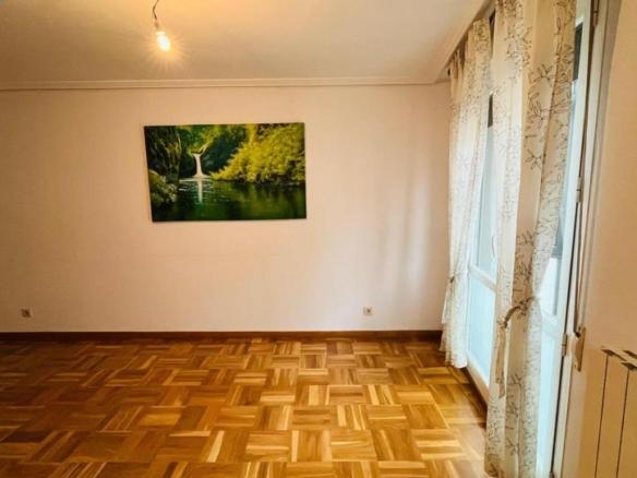 Apartment for sale on Avenida Reyes Catolicos, Briviesca