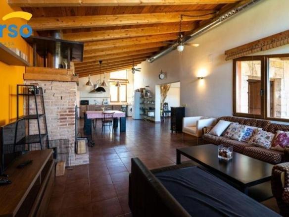 House or villa for sale on Calle Iglesia, Sargentes de la Lora