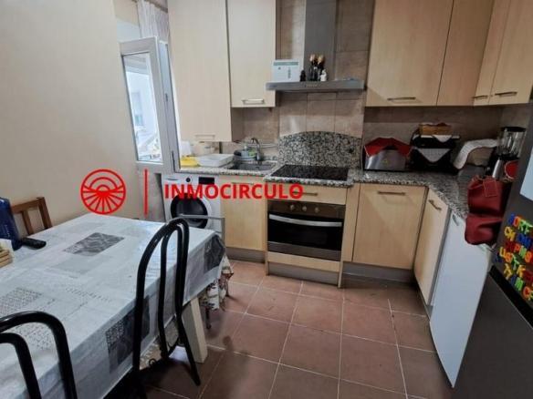 Apartment for sale in Los Vadillos – R. Sanitaria – Pozanos