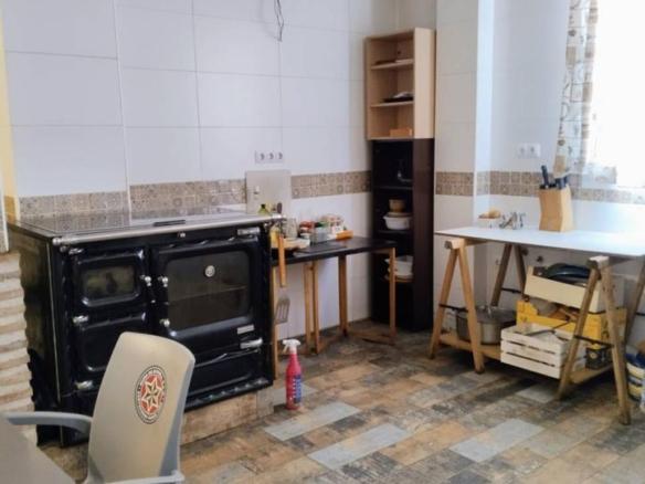 Townhouse for sale on Calle Real de San Pedro Cardeña, San Julián – Barriada de Cortes