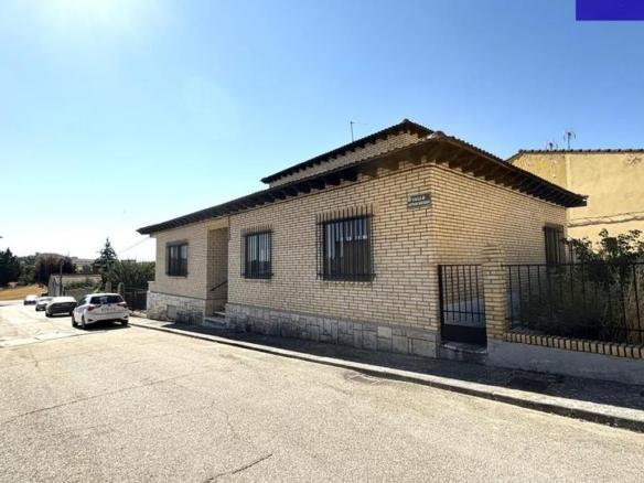 House or villa for sale in Rural Area