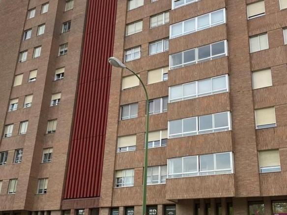 Apartment for sale in Reyes Católicos
