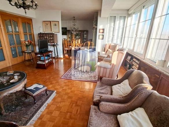 Apartment for sale on Avda. del Arlanzon, Villa Pilar