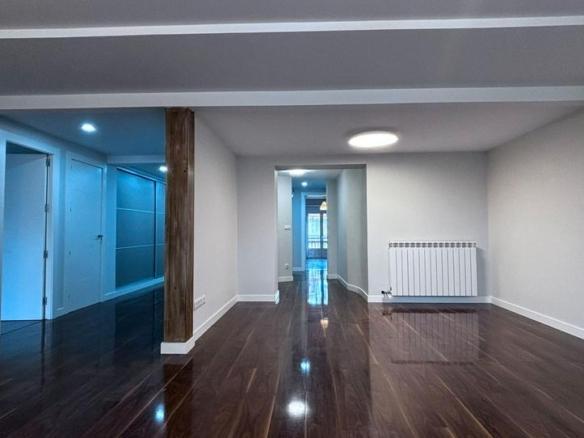 Apartment for sale on Paseo Espolón, Old Town