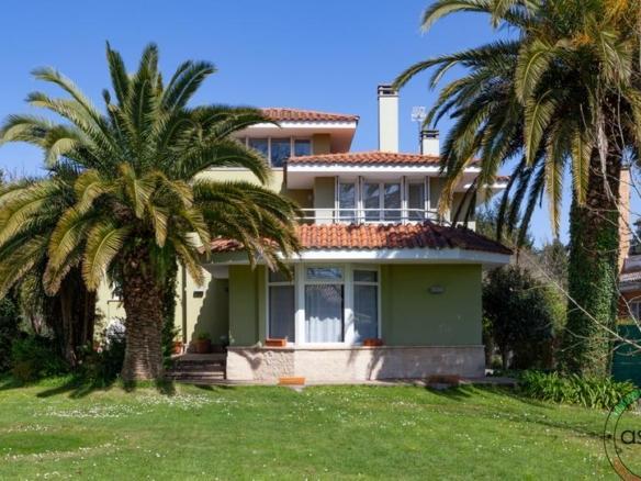 House or villa for sale in Gijón – Camino de Los Jazmines, 103, Somió